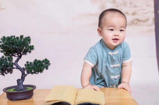 鄂尔多斯怀孕肚子坠坠的感觉